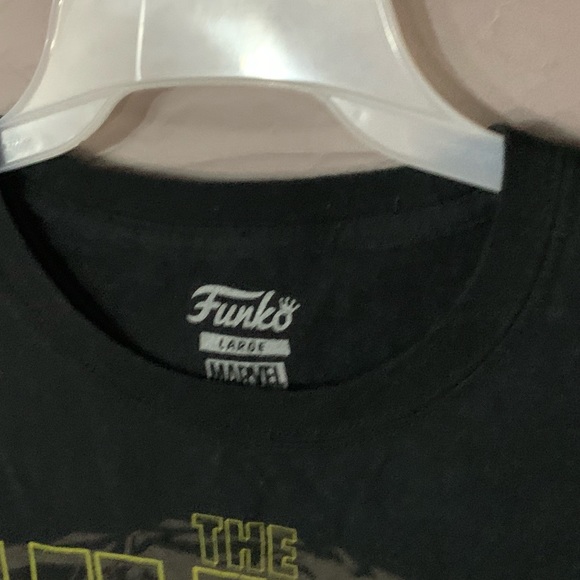 Funko x Marvel Collector Incredible Hulk David Banner Transforming T-Shirt Large - Picture 2 of 3